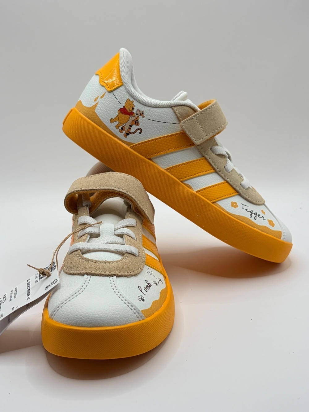 Adidas Kids Disney Winnie the Pooh & Tigger Sneakers 1.5Y